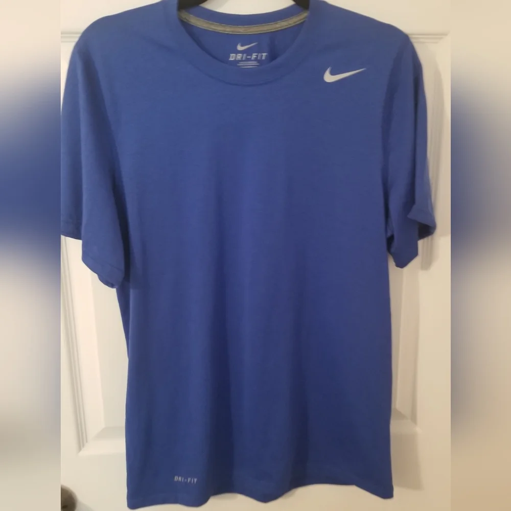 Nike Dri-Fit Tee - Picture 1 of 2